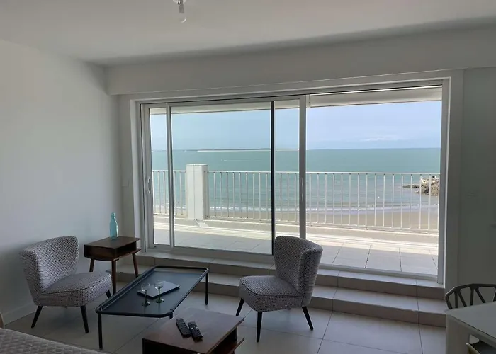 Superbe à 10m De La Plage, 2 Terrasses, 3 Chambres, Vue Océan - Fr-1-494-163 Appartement
